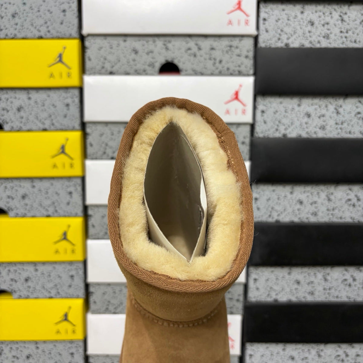 UGG Kallen Lace Classic Short Boot – Suede Boot with Shearling Lining, Tonal Back Seam & Classic Sunburst Sole in Chestnut