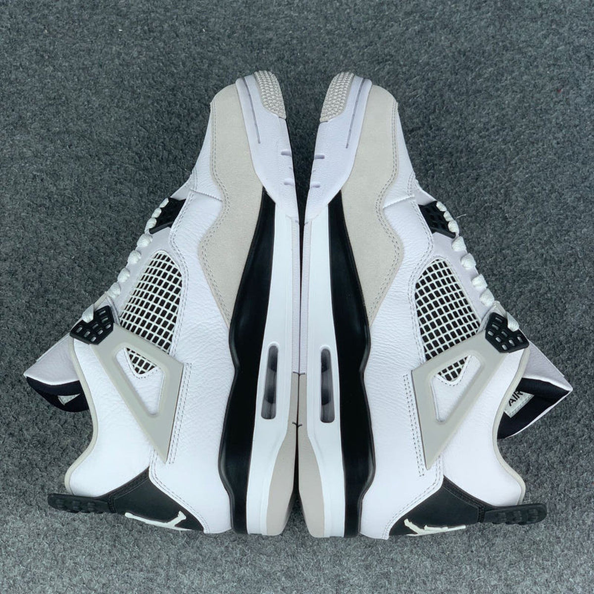 Air Jordan 4 Retro 'Military Black'