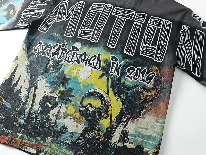 MIXED EMOTION Gray Graffiti Graphic Long-Sleeve T-Shirt