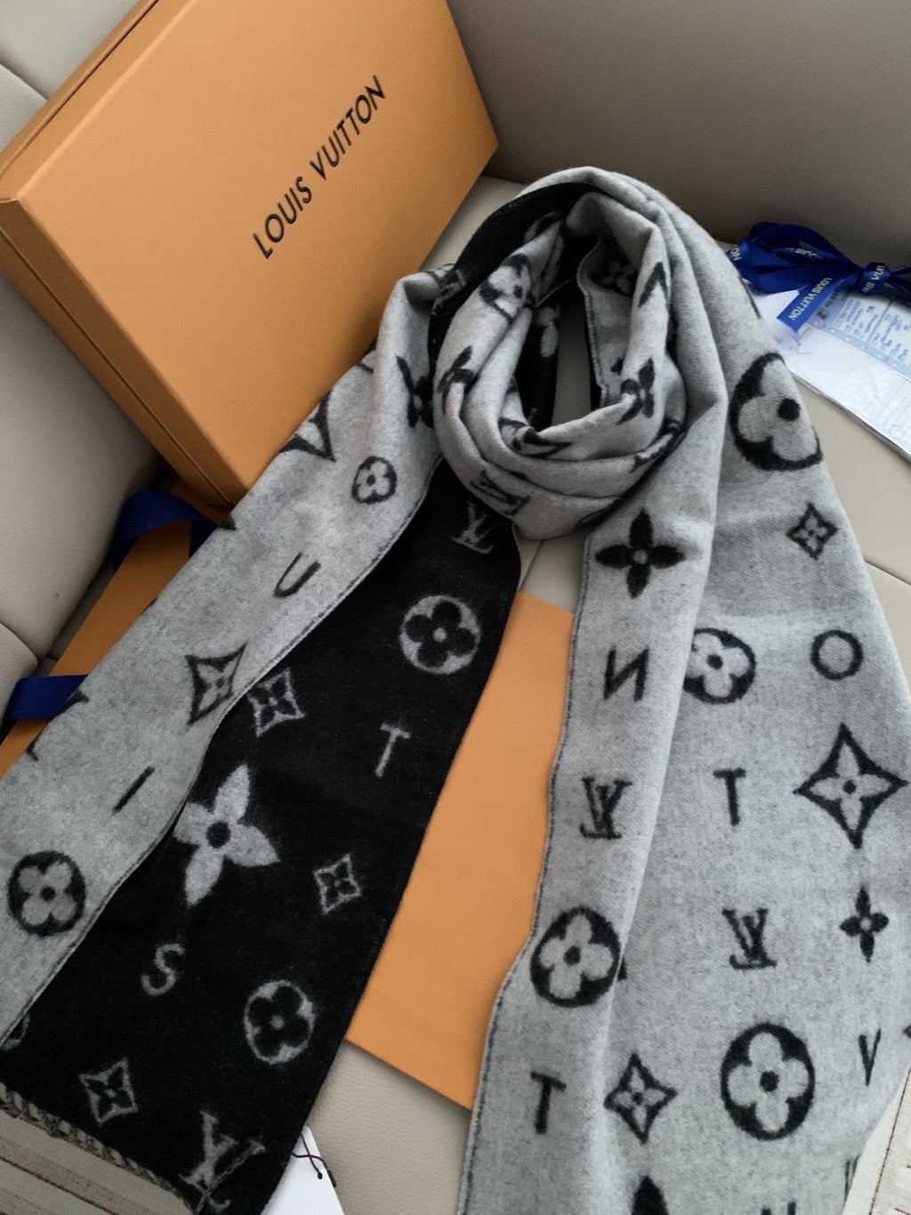 Louis Vuitton Black & Gray Reversible Scarf