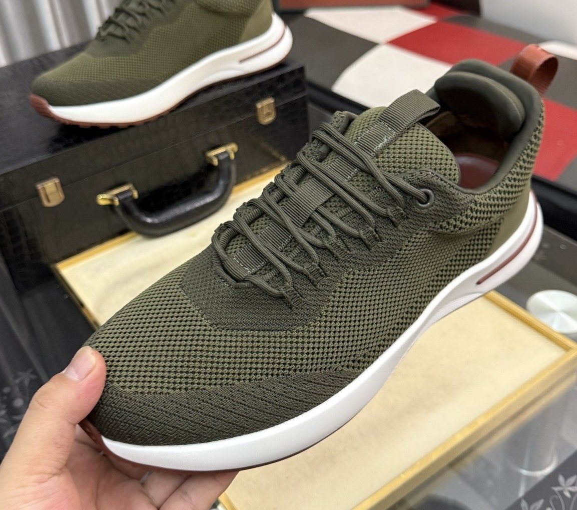 Men's Olive Green Mesh-Like Low-Top Sneakers