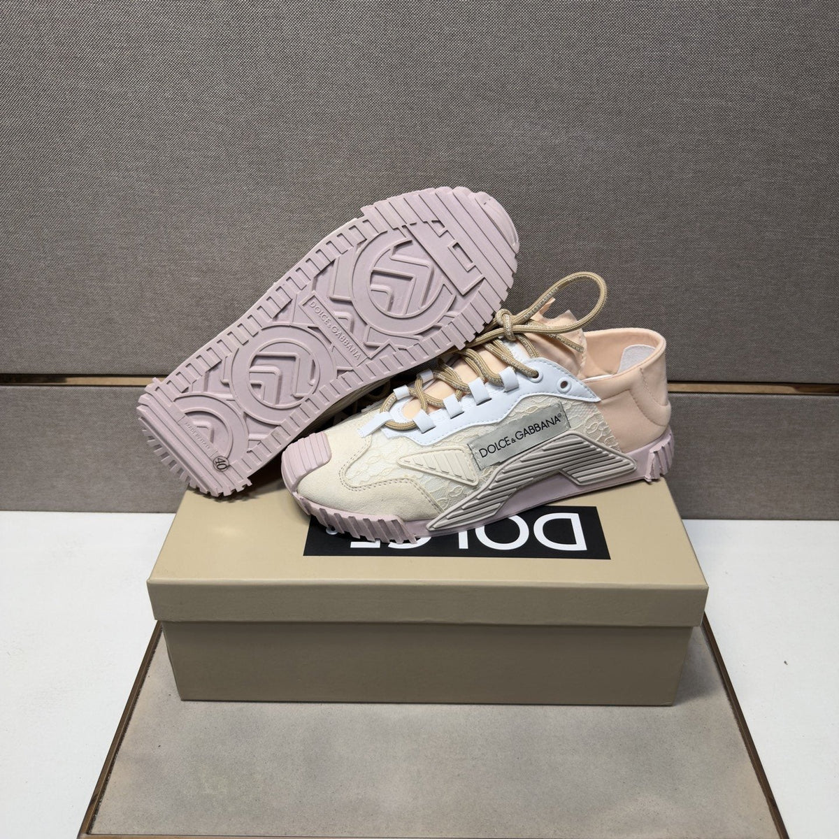 Dolce & Gabbana Cream Panel Low-Top Sneakers