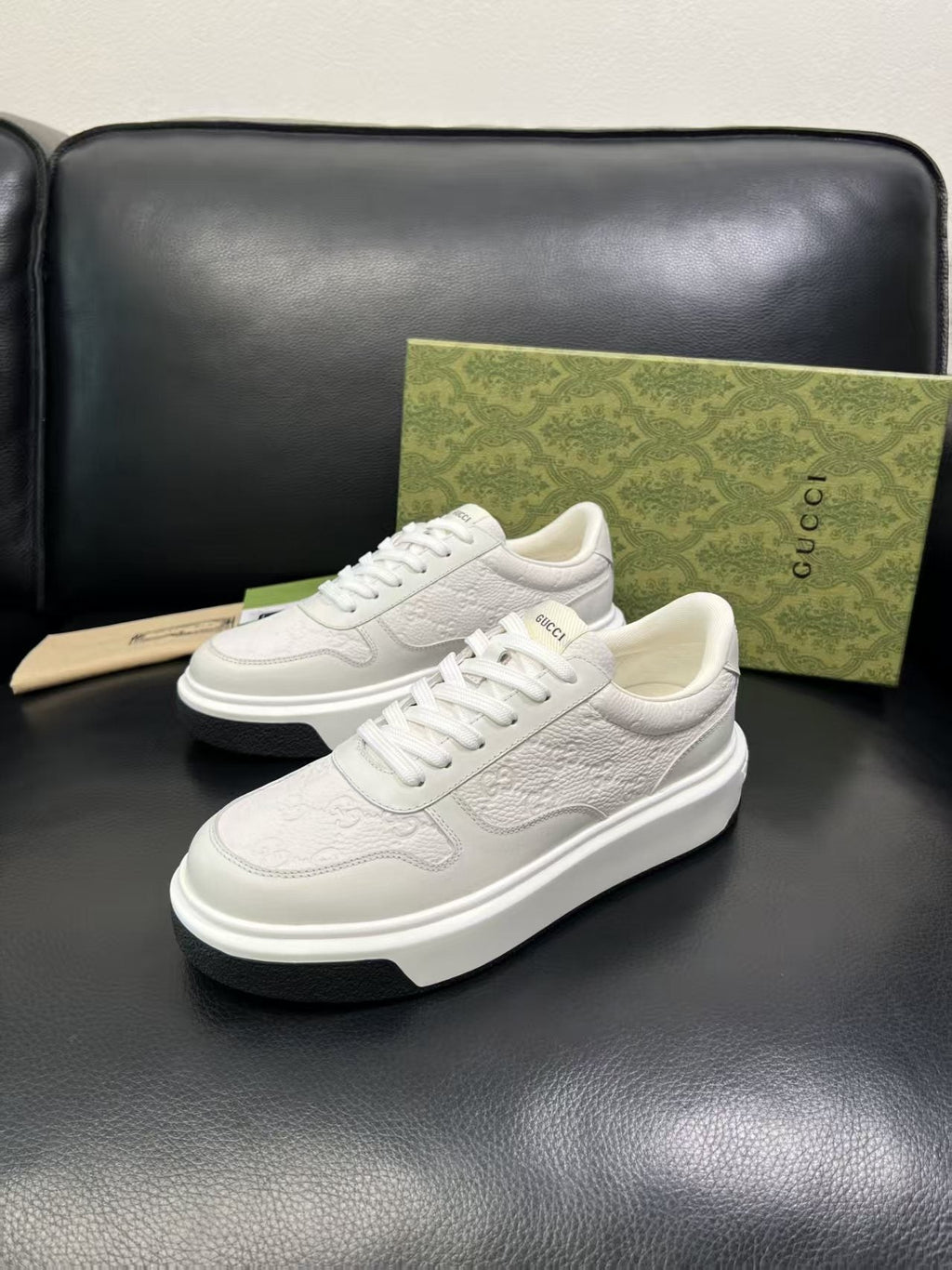 Gucci Off-White Low-Top Men's Sneakers