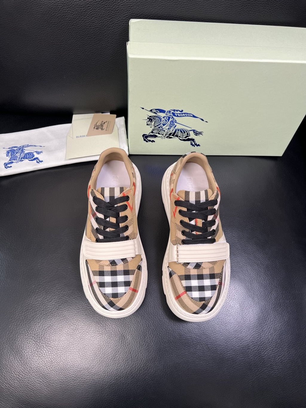 Burberry Check Low-Top Sneakers - Rubber Sole